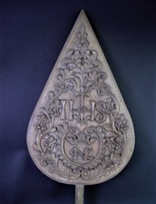 - antikes Blatt für Altarvase