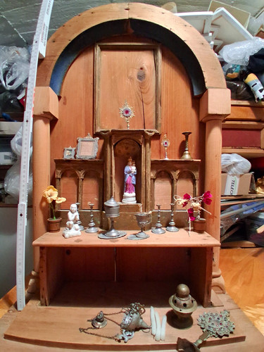 Hausaltar aus holz alt um - hausaltar, alt,